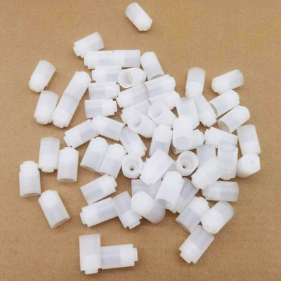 Goede prijs CNC-bewerkingsonderdelen van aluminium, roestvrij staal, met polijst- en ontblaasproces online